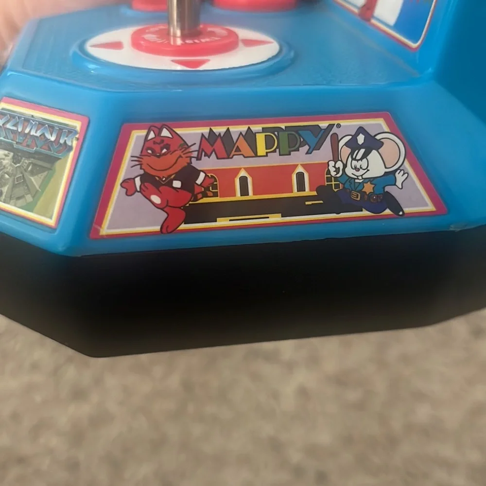 Pac Man game console- just plugs into the TV, does work